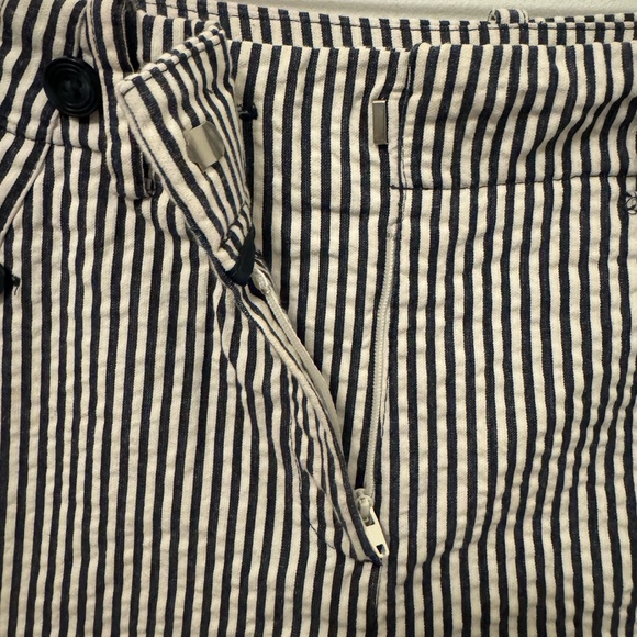 Sandro size 10 striped seersucker shorts - Picture 3 of 8